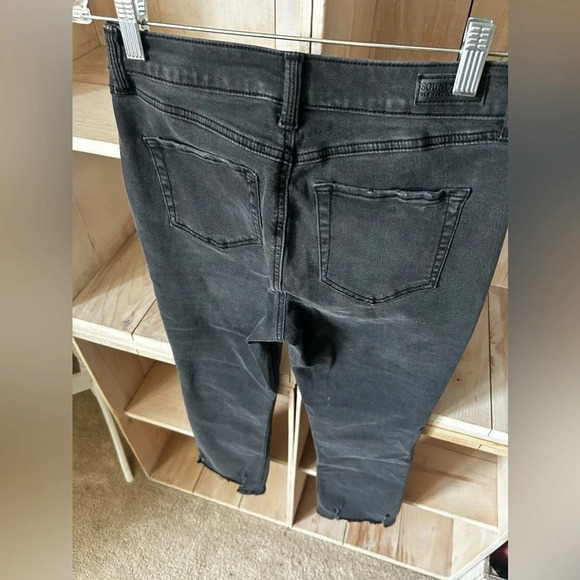 Sound Style Faded Black Straight Crop Jean - Picture 7 of 14